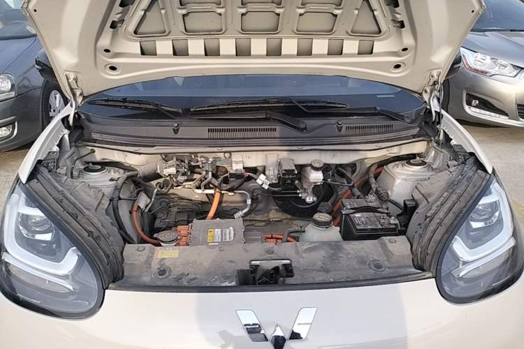 Used Wuling Bingo 2023 333 km Fast-Share Version Engine Bay