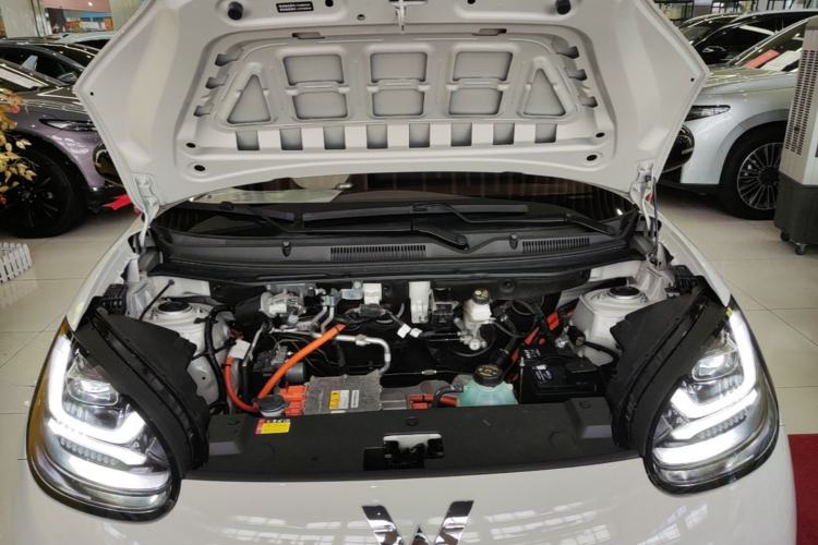 Used Wuling Bingo 2023 410 km Lingxi Deluxe Edition Engine Bay