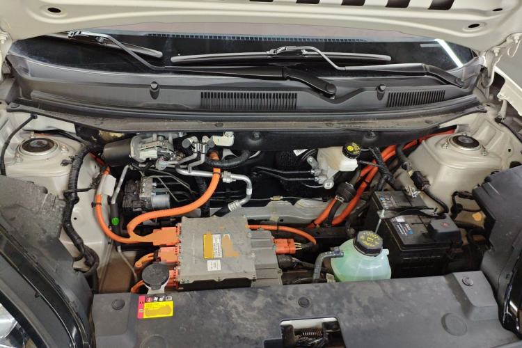 Used Wuling Bingo 2023 333 km Lingxi Connected+ Version Engine Bay