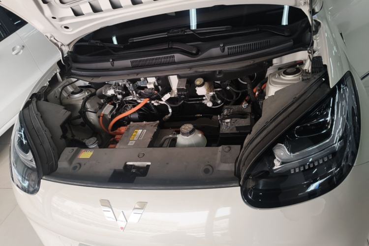 Used Wuling Bingo 2023 333 km Enjoyment Version Engine Bay