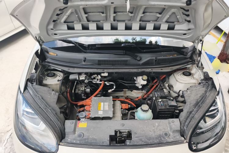 Used Wuling Bingo 2023 333 km Lingxi Connected Version Engine Bay