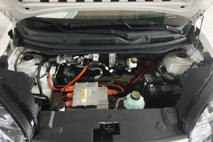 Used Wuling Bingo 2023 333 km Lingxi Connected Version Engine Bay