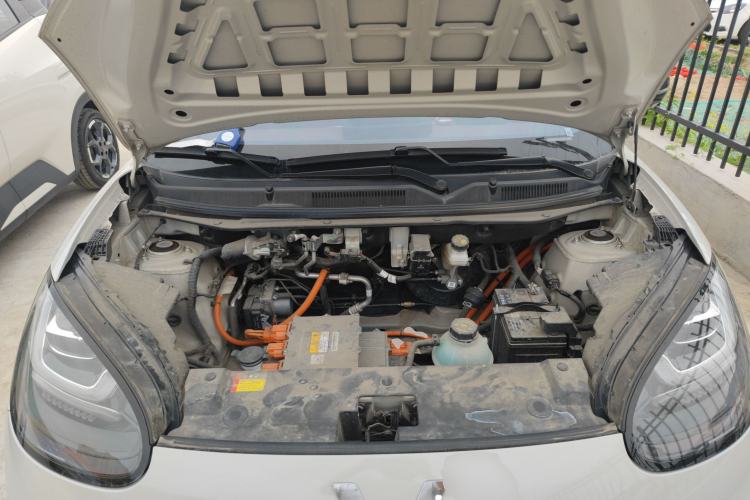 Used Wuling Bingo 2023 333 km Lingxi Connected Version Engine Bay