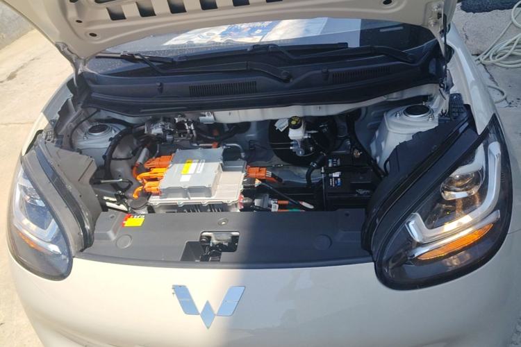 Used Wuling Bingo 2023 203km Light Edition Engine Bay