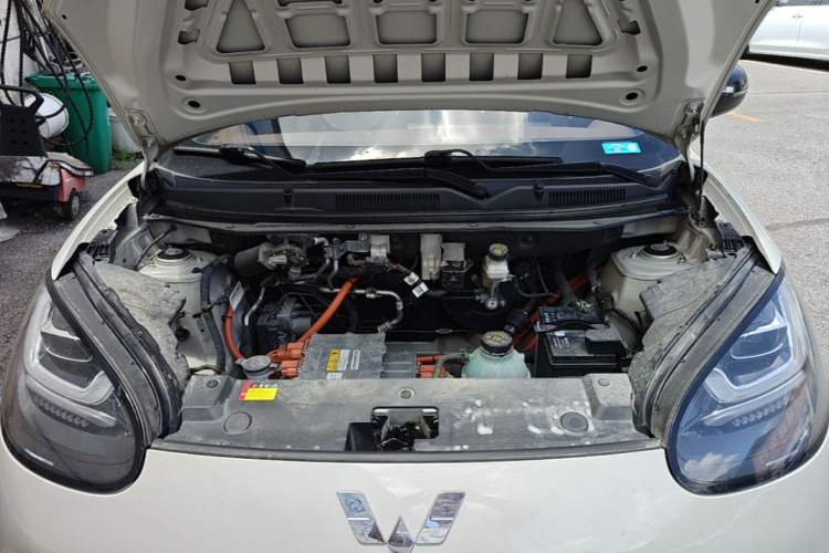 Used Wuling Bingo 2023 410 km Lingxi Deluxe Edition Engine Bay