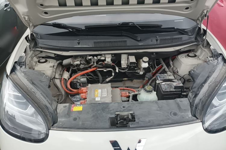 Used Wuling Bingo 2023 333 km Enjoyment Version Engine Bay