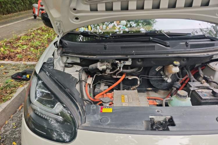 Used Wuling Bingo 2023 333 km Lingxi Connected Version Engine Bay Right