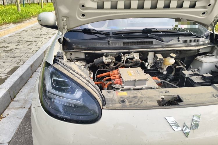 Used Wuling Bingo 2023 203km Comfort Edition Engine Bay Right