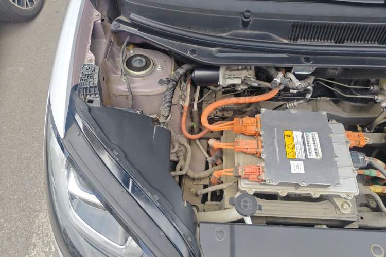 Used Wuling Bingo 2023 203km Comfort Edition Engine Bay Right