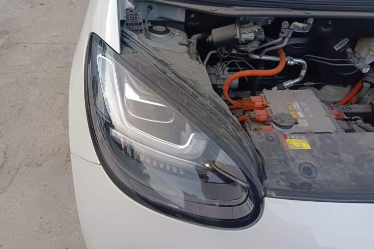 Used Wuling Bingo 2023 333 km Lingxi Connected Version Engine Bay Right