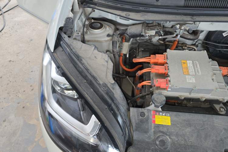 Used Wuling Bingo 2023 203km Light Edition Engine Bay Right