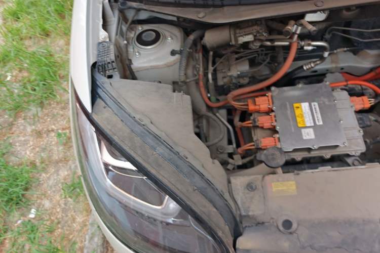 Used Wuling Bingo 2023 333 km Enjoyment Version Engine Bay Right