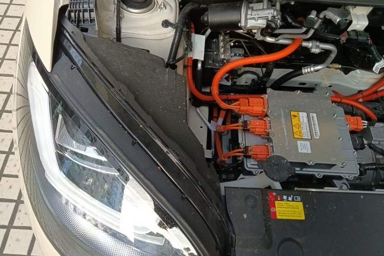 Used Wuling Bingo 2023 333 km Lingxi Connected+ Version Engine Bay Right