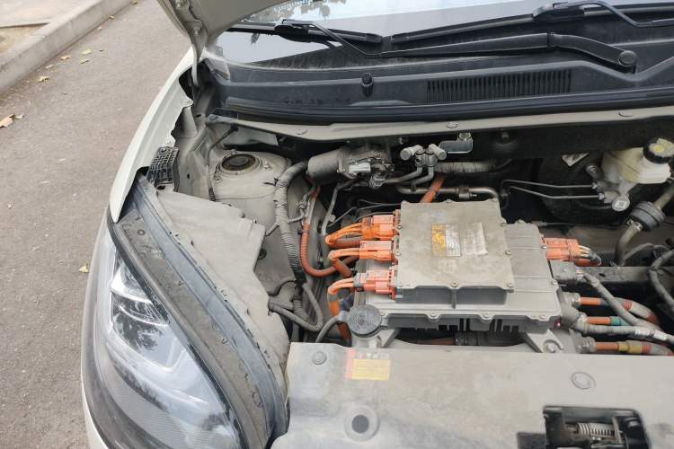 Used Wuling Bingo 2023 203km Comfort Edition Engine Bay Right