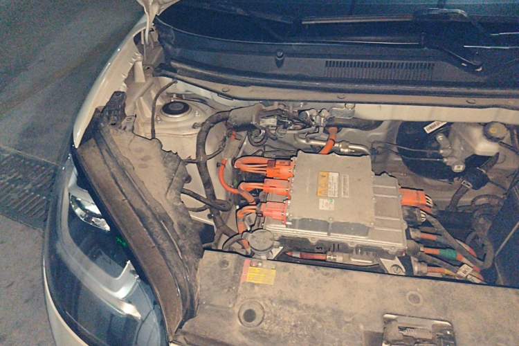 Used Wuling Bingo 2023 203km Light Edition Engine Bay Right