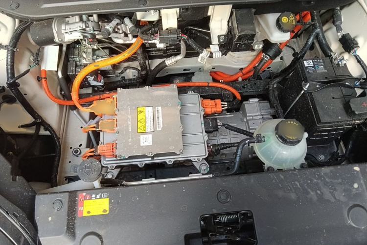 Used Wuling Bingo 2023 333 km Lingxi Connected+ Version Engine Bay