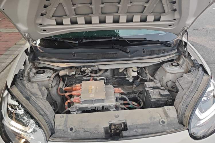 Used Wuling Bingo 2023 203km Light Edition Engine Bay