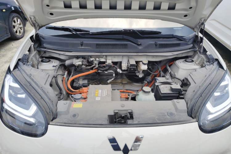 Used Wuling Bingo 2023 333 km Fast-Share Version Engine Bay