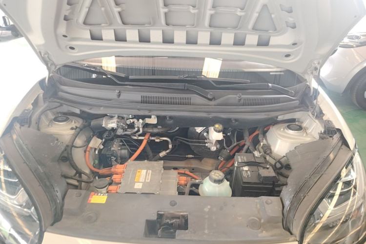 Used Wuling Bingo 2023 333 km Lingxi Connected+ Version Engine Bay