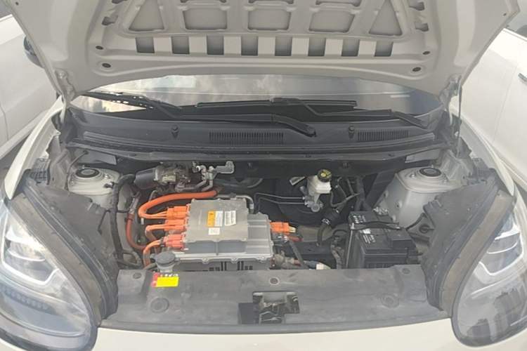 Used Wuling Bingo 2023 203km Comfort Edition Engine Bay