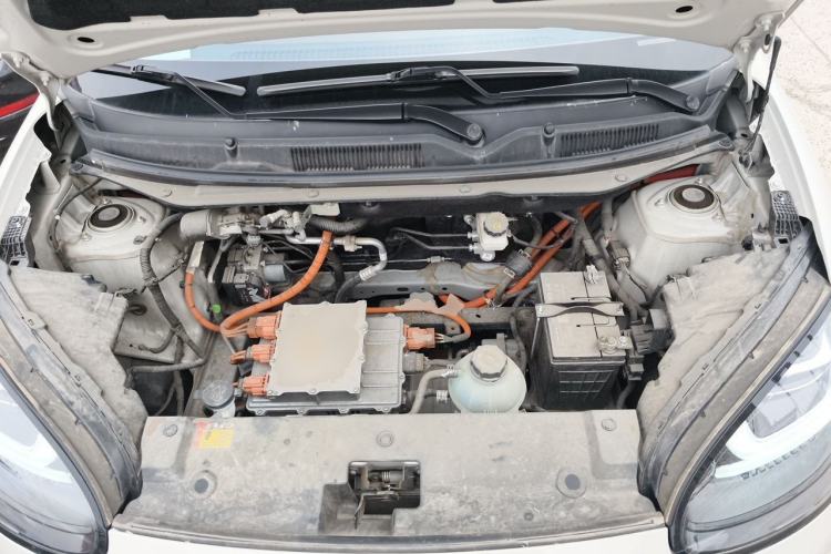 Used Wuling Bingo 2023 333 km Enjoyment Version Engine Bay