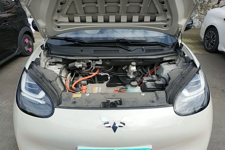 Used Wuling Bingo 2023 333 km Lingxi Connected+ Version Engine Bay