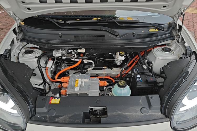 Used Wuling Bingo 2023 333 km Lingxi Connected Version Engine Bay