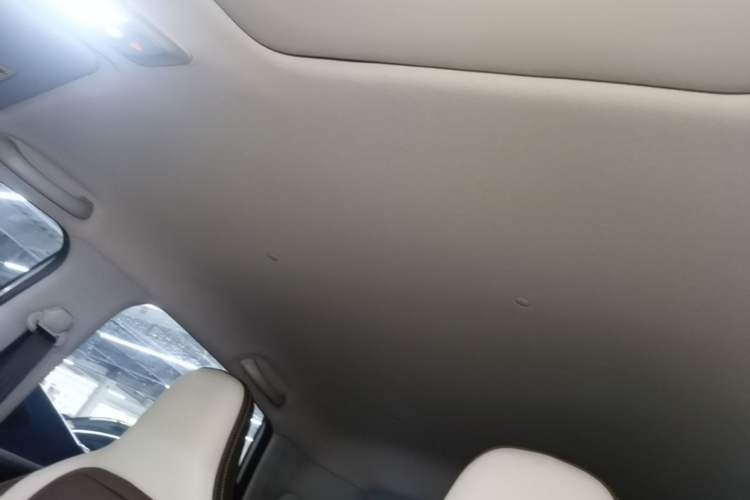 Used Wuling Bingo 2023 333 km Enjoyment Version Engine Bay