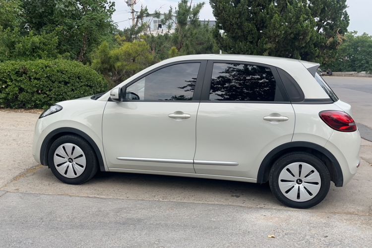 Used Wuling Bingo 2023 203km Light Edition Exterior 1