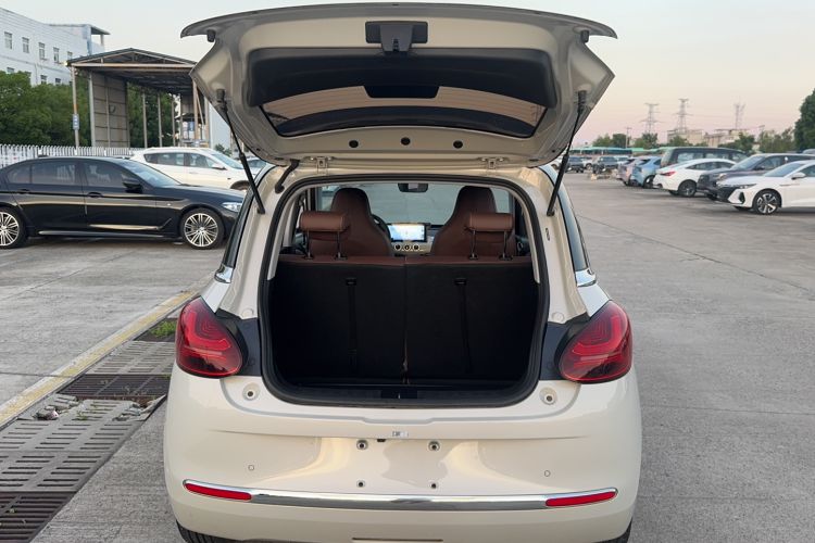 Used Wuling Bingo 2023 203km Comfort Edition Exterior 2