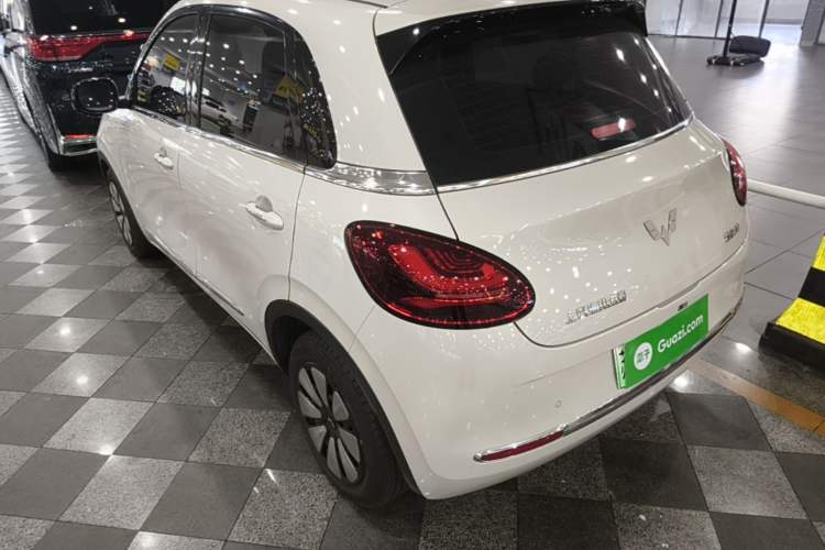 Used Wuling Bingo 2023 333 km Enjoyment Version Exterior 2