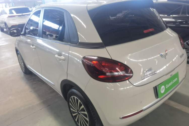 Used Wuling Bingo 2023 203km Light Edition Exterior 2