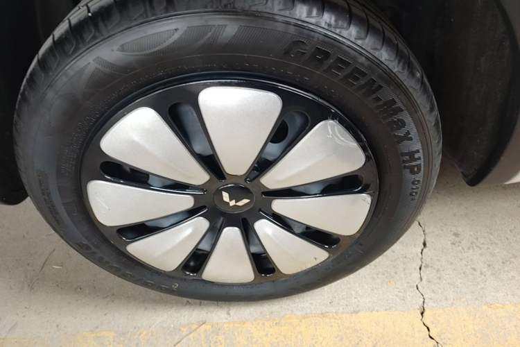 Used Wuling Bingo 2023 410 km Lingxi Deluxe Edition Exterior 3
