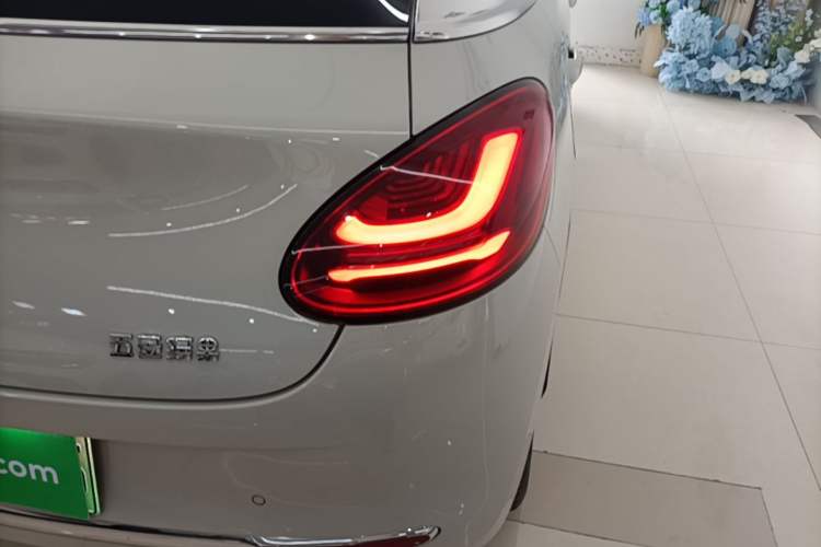 Used Wuling Bingo 2023 333 km Lingxi Connected Version Exterior 3