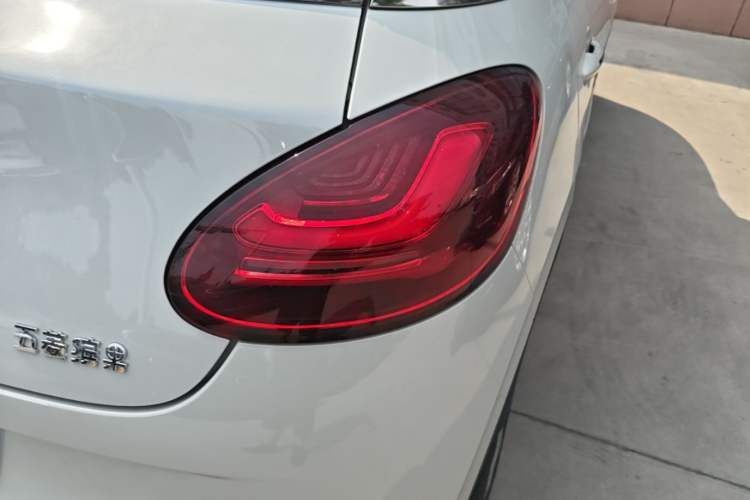 Used Wuling Bingo 2023 333 km Lingxi Connected Version Exterior 3