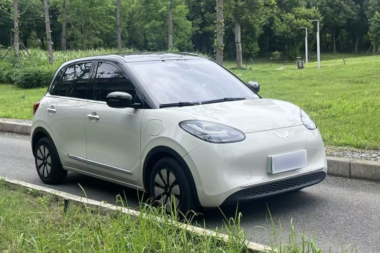 Used Wuling Bingo 2023 410 km Lingxi Deluxe Edition Exterior 3