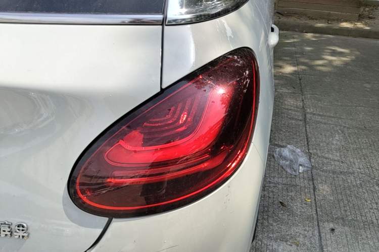 Used Wuling Bingo 2023 333 km Enjoyment Version Exterior 3
