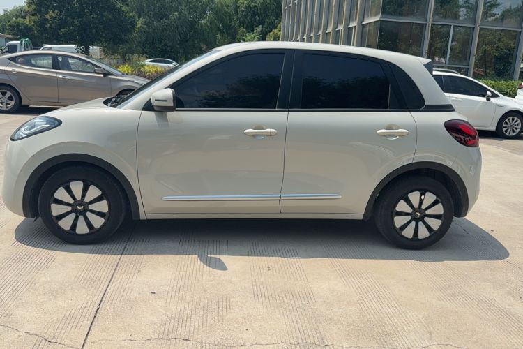 Used Wuling Bingo 2023 203km Light Edition Exterior 3