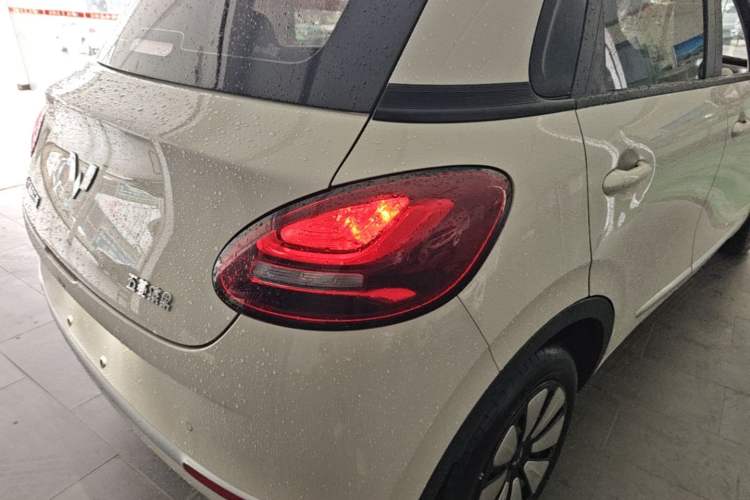 Used Wuling Bingo 2023 203km Light Edition Exterior 3