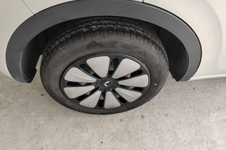 Used Wuling Bingo 2023 333km Enjoy+ Version Exterior 3