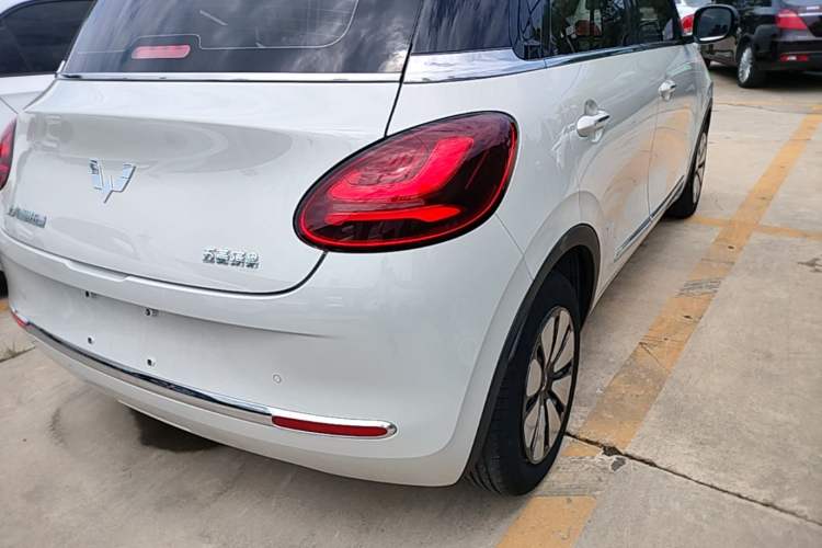 Used Wuling Bingo 2023 333 km Lingxi Connected+ Version Exterior 3
