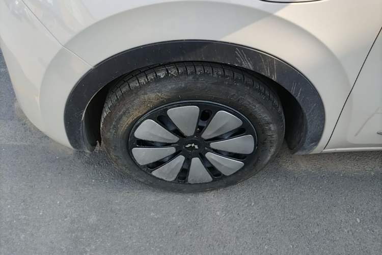 Used Wuling Bingo 2023 410 km Lingxi Deluxe Edition Exterior 4