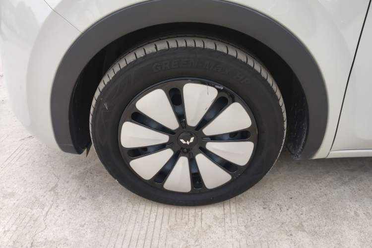 Used Wuling Bingo 2023 333 km Enjoyment Version Exterior 4