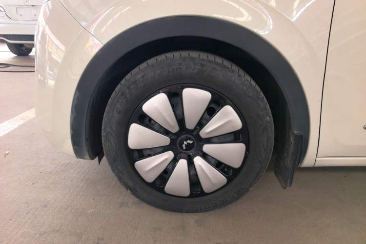 Used Wuling Bingo 2023 333km Enjoy+ Version Exterior 4