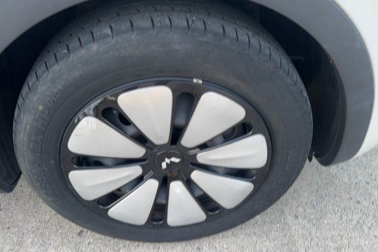 Used Wuling Bingo 2023 203km Comfort Edition Exterior 4
