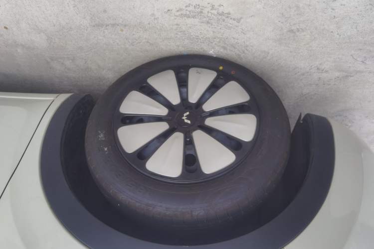 Used Wuling Bingo 2023 410 km Lingxi Deluxe Edition Exterior 4