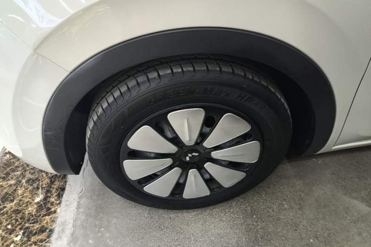 Used Wuling Bingo 2023 333 km Lingxi Connected+ Version Exterior 4