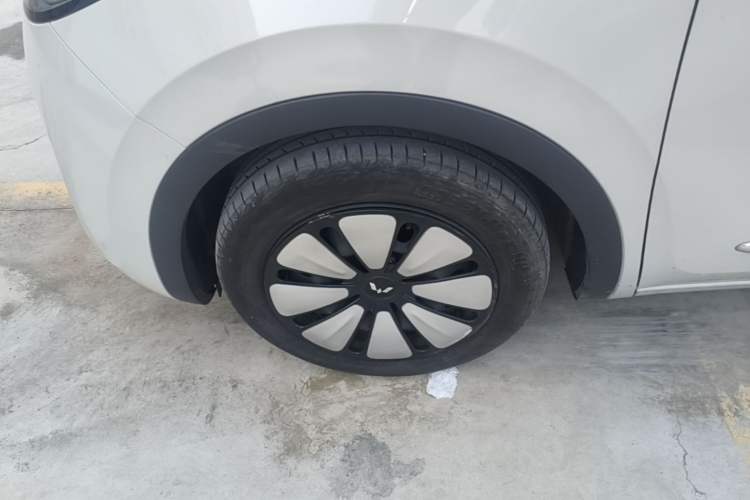 Used Wuling Bingo 2023 203km Comfort Edition Exterior 4