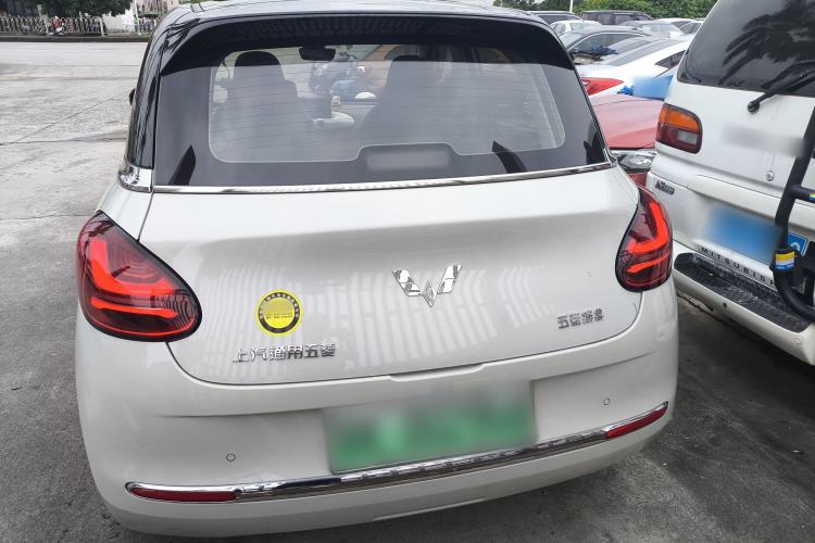 Used Wuling Bingo 2023 333 km Lingxi Connected Version Exterior 4