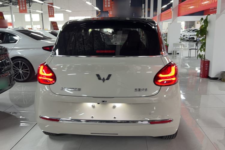 Used Wuling Bingo 2023 333 km Lingxi Connected Version Exterior 4